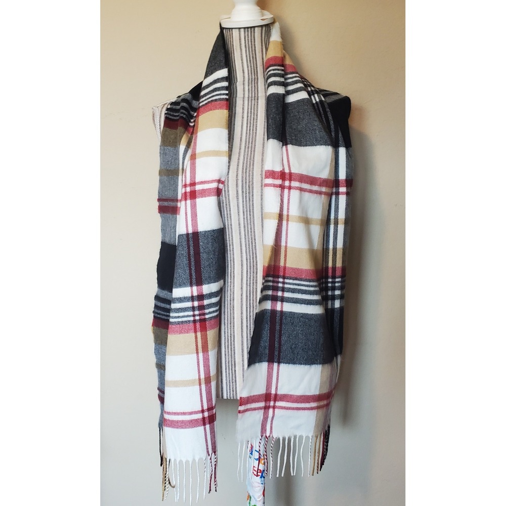 100% Cashmere Scarf Made in Scotland Red Black White Plaid Fringe 12x66 NWOT